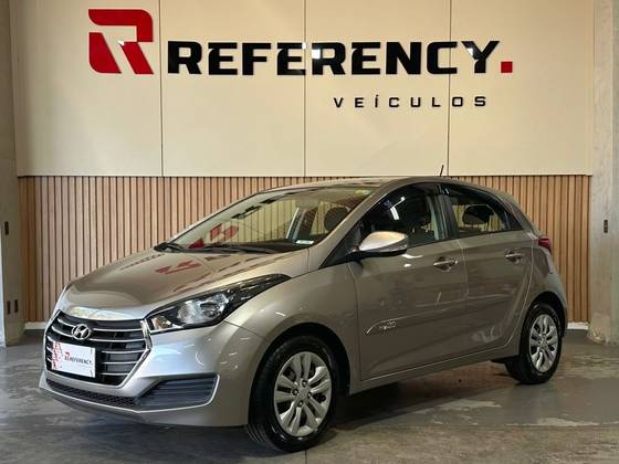 HYUNDAI HB20 1.0 COMFORT PLUS 12V TURBO FLEX 4P MANUAL